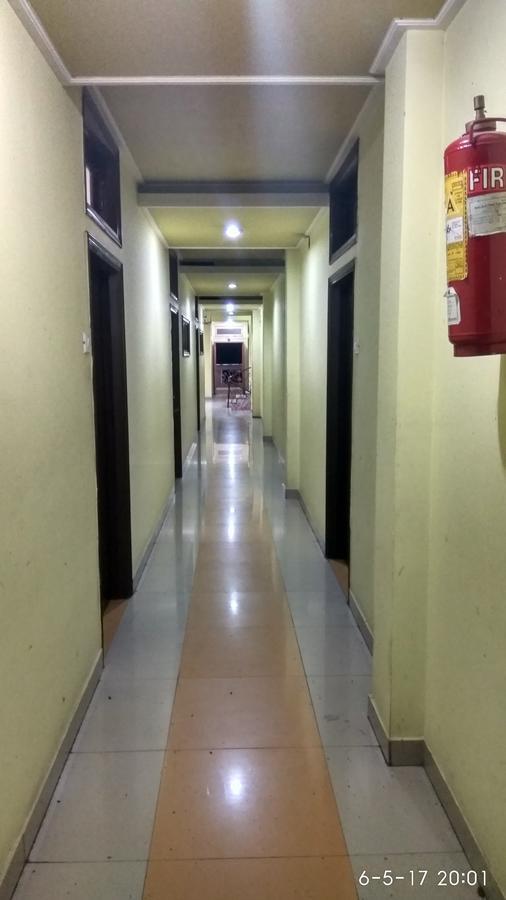 Hotel Varsa Dibrugarh Luaran gambar